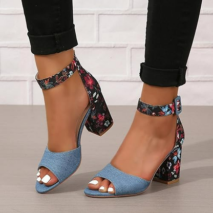 Sandalias de mujer con puntera abierta y estampado floral