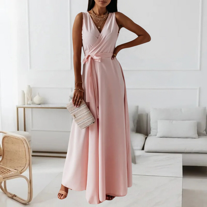 Elegante maxi vestido de mujer con escote en pico