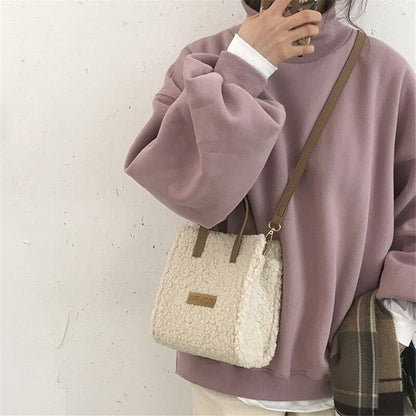 Bolso de hombro Teddy | Perfecto para acompañar tu abrigo Teddy