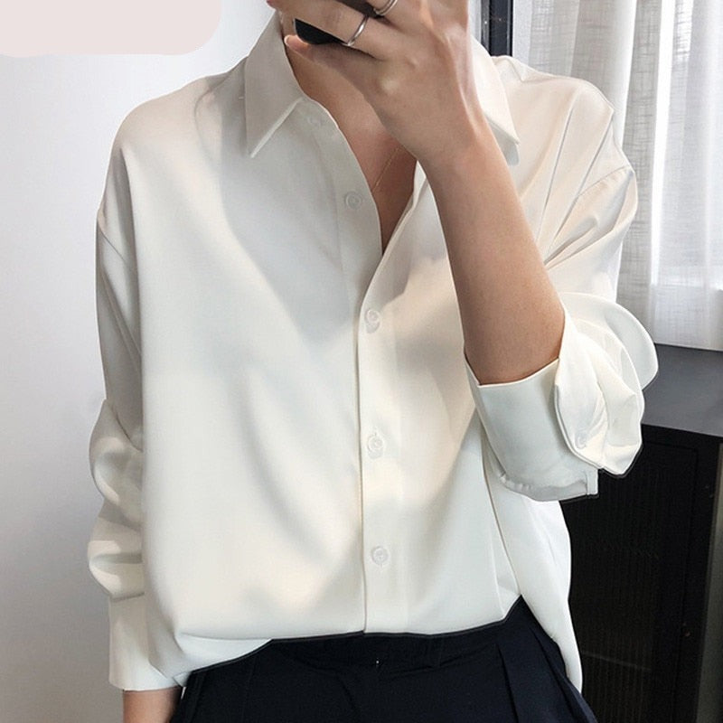 Vardi Dante™ Sanna Satin Blouse | Una elegante blusa para mujer.