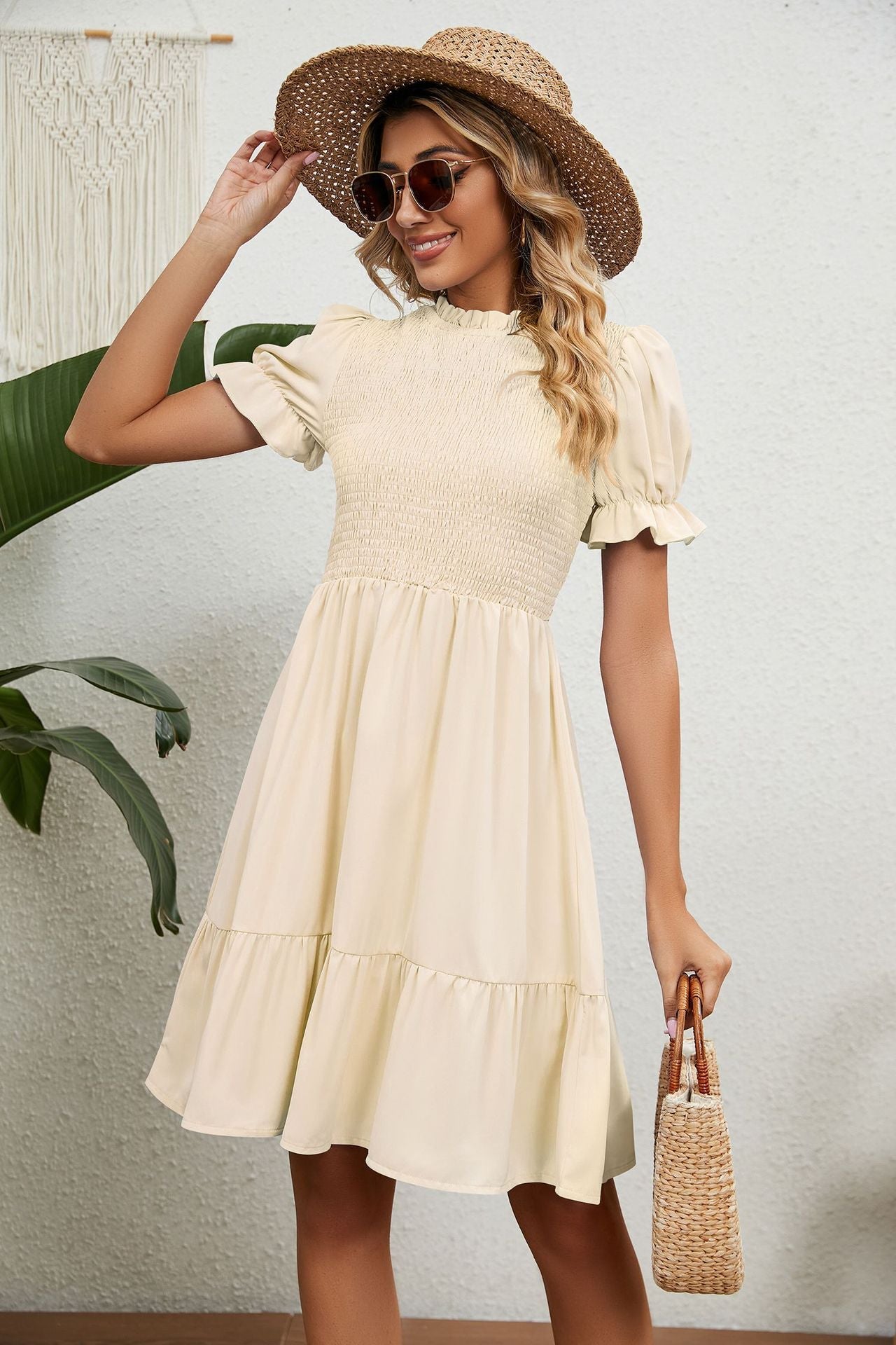 Lotte | Vestido de verano beige con volantes