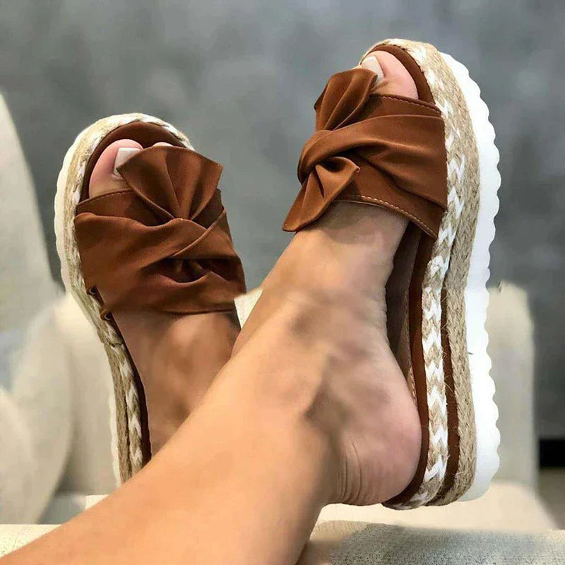 Vanya - Cómodas zapatillas con lazo para mujer