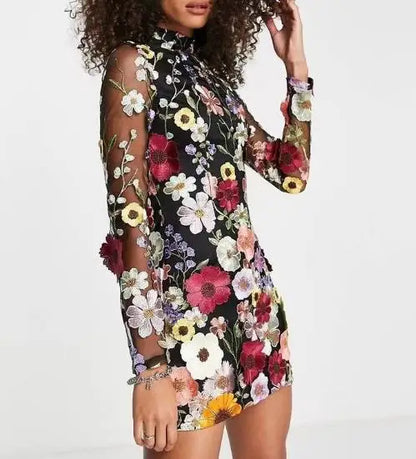 Lotte | Vestido floral tridimensional