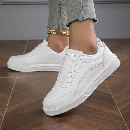 Dianne Sneakers | Zapatillas blancas con detalles dorados/plateados