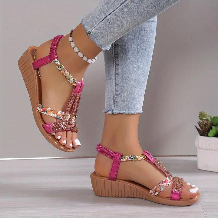 Sandalias Kandace | Sandalias de cuña boho con tira trenzada y pedrería